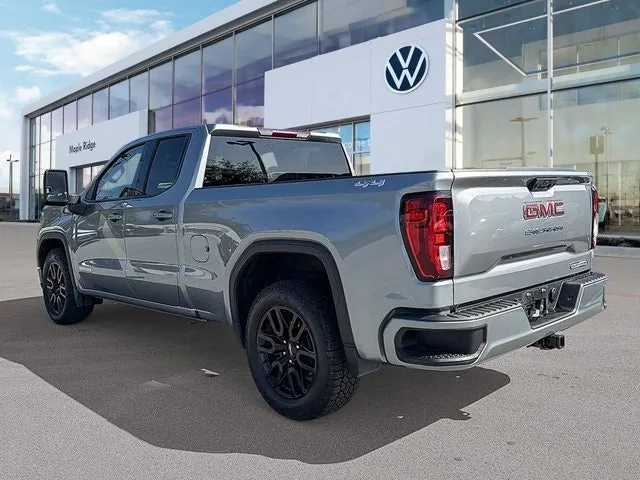 GMC Sierra 1500 2023 photo 3