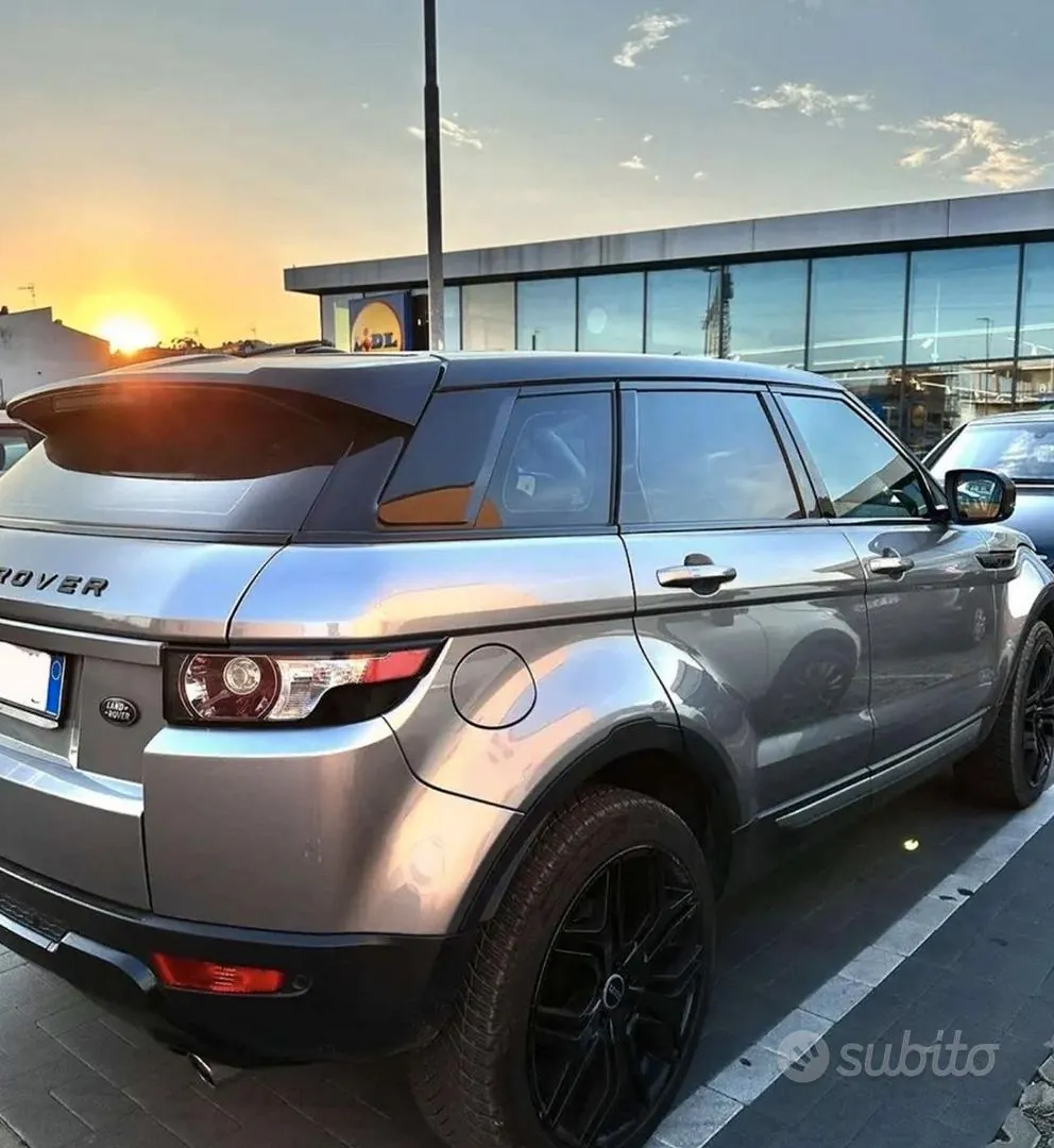 Land Rover Range Rover Evoque 2012 photo 3