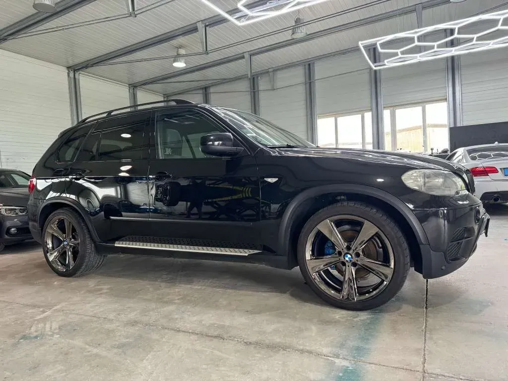 BMW X5 2010 photo 3