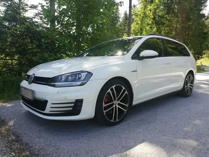 Volkswagen Golf Variant