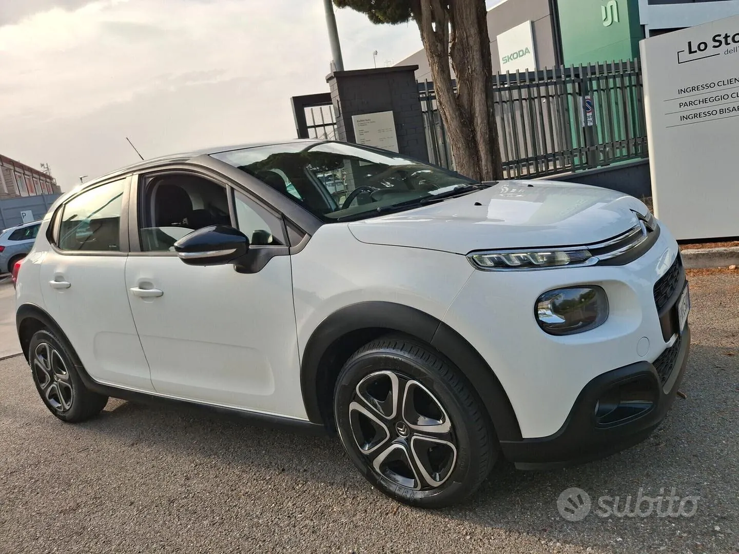 Citroen C3 2018 photo 2
