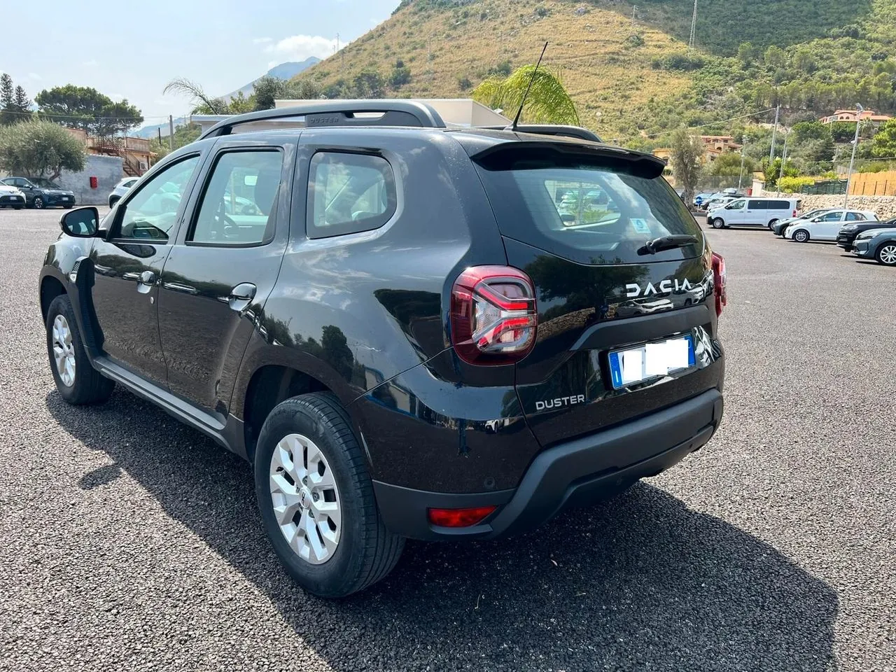 Dacia Duster 2023 photo 4