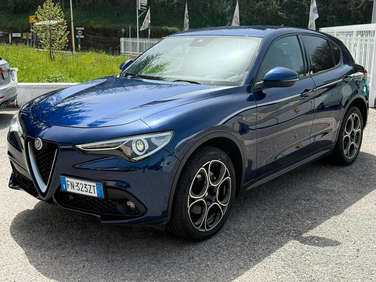 Alfa Romeo Stelvio 2018 photo 2
