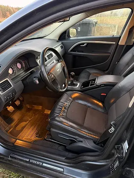 Volvo V70 2009 photo 5