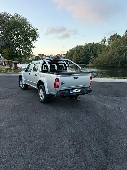 Isuzu D-Max 2008 photo 4