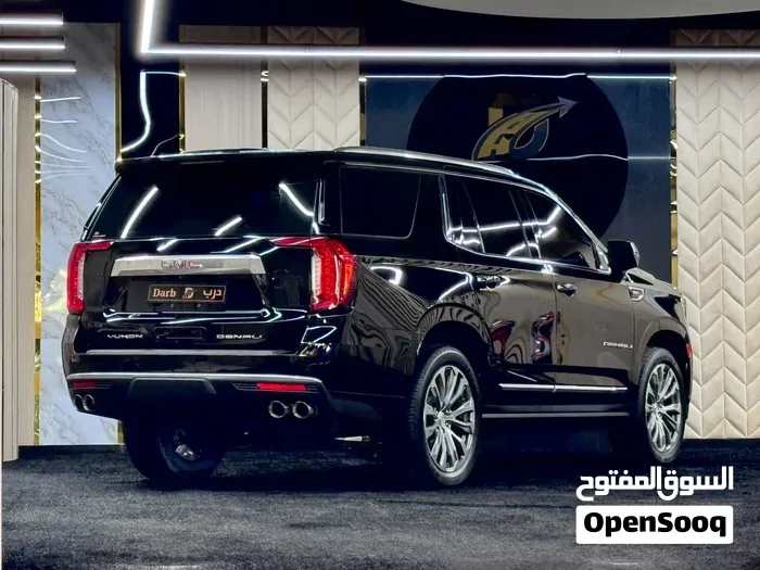 GMC Yukon Denali 2022 photo 3