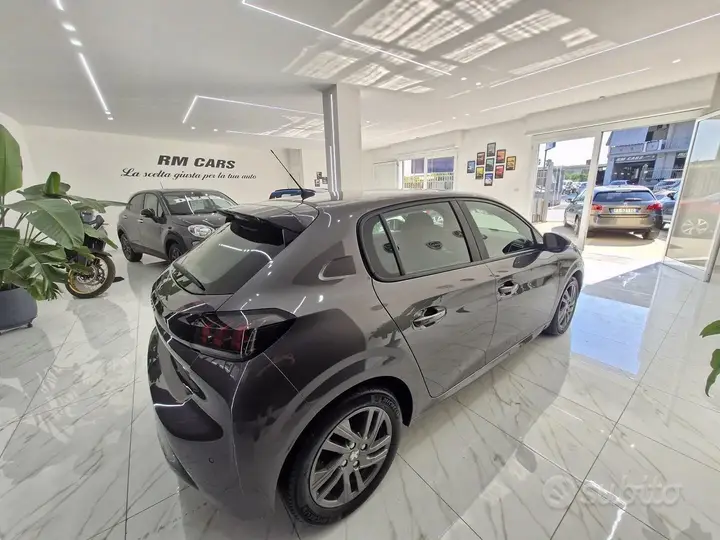 Peugeot 208 2021 photo 5