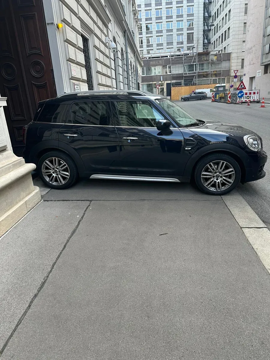 Mini Countryman 2019 photo 2