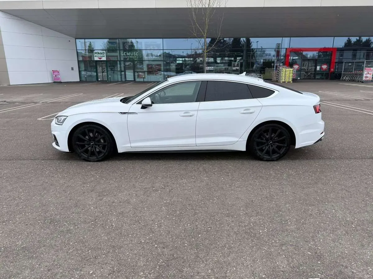 Audi A5 2017 photo 2