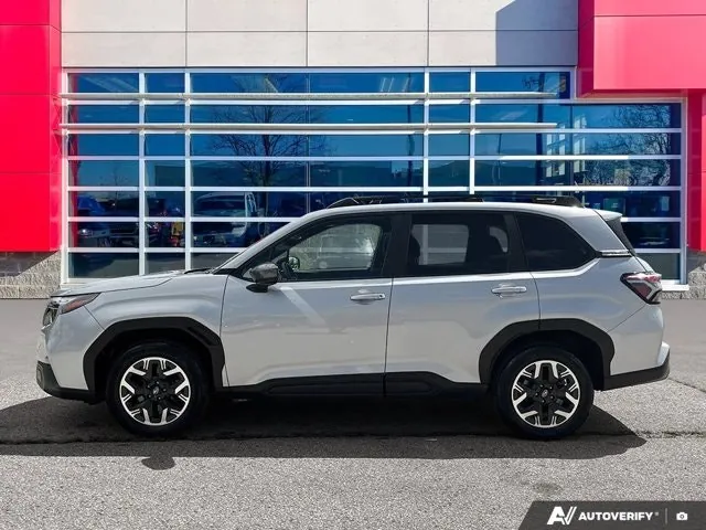 Subaru Forester 2025 photo 2