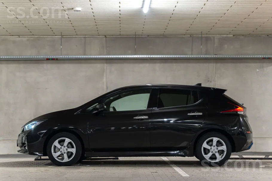 Nissan Leaf 2021 photo 5