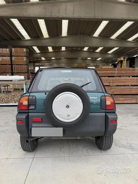 Toyota Rav4 1995 photo 3