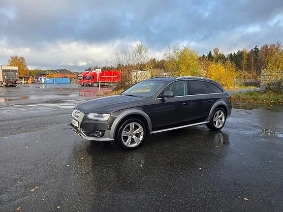 Audi A4 Allroad 2013 photo 2