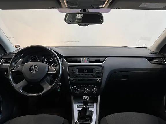 Skoda Octavia 2014 photo 5