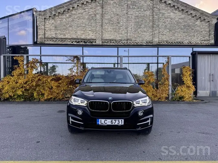 BMW X5 2016 photo 2