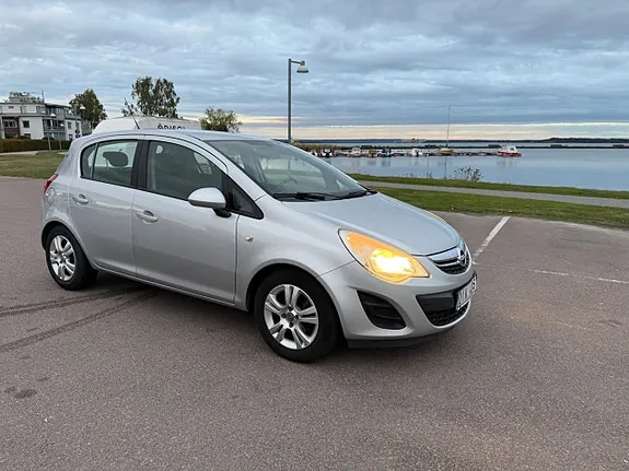 Opel Corsa 2012 photo 4