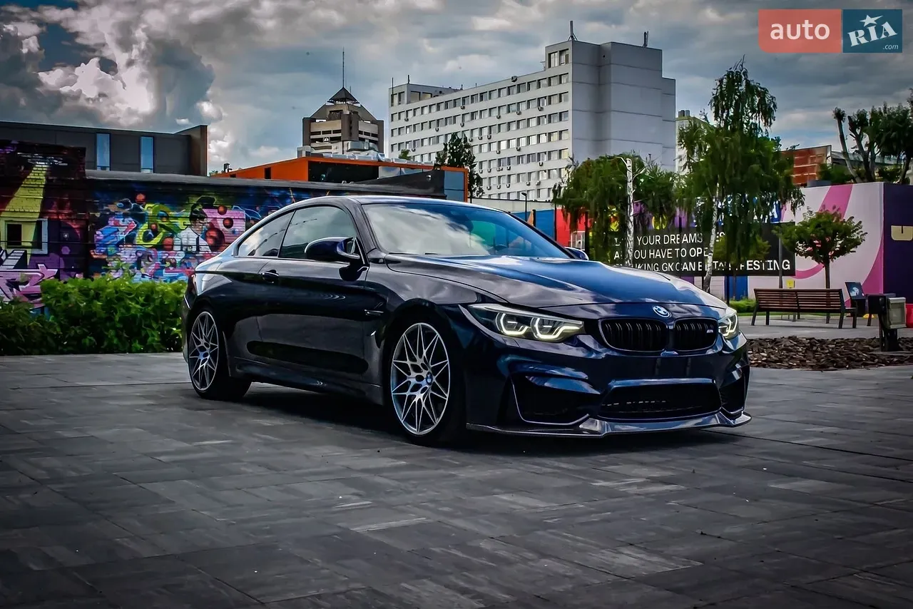 BMW M4 2014 photo 4