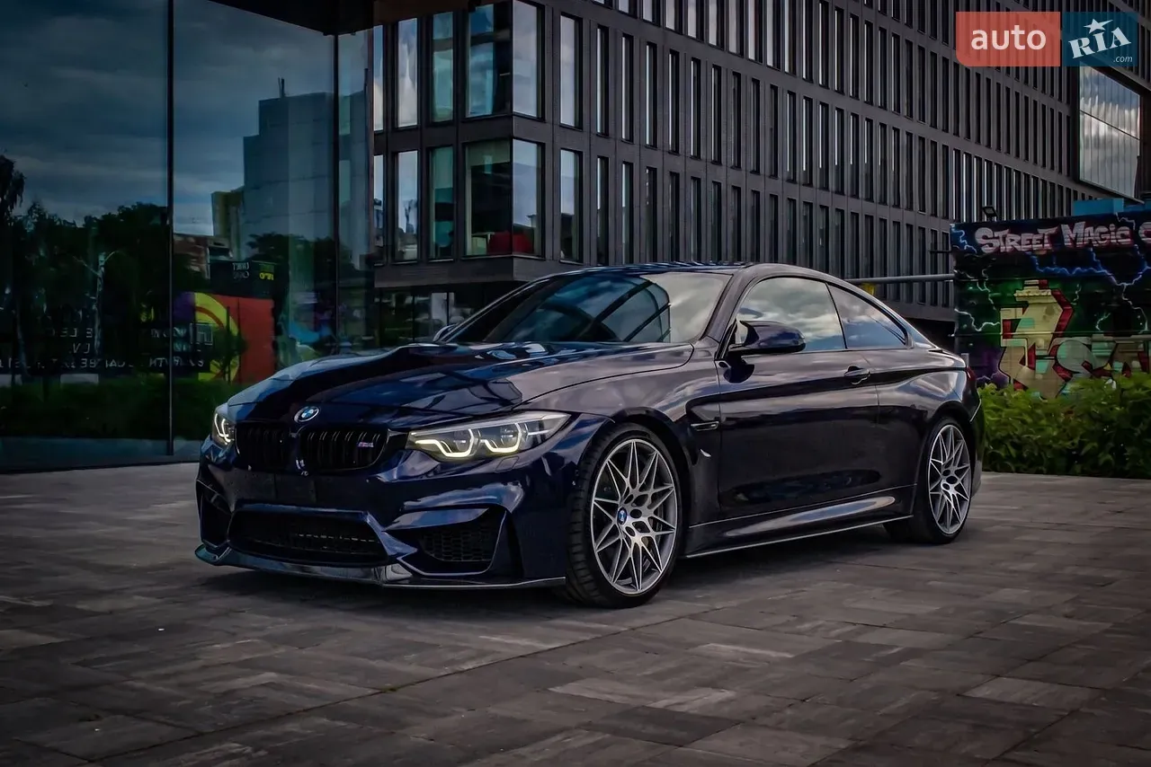 BMW M4 2014 photo 2