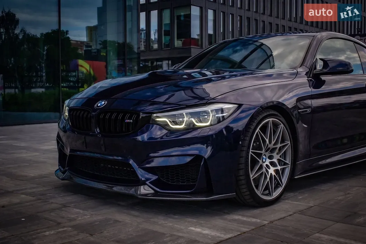 BMW M4 2014 photo 5
