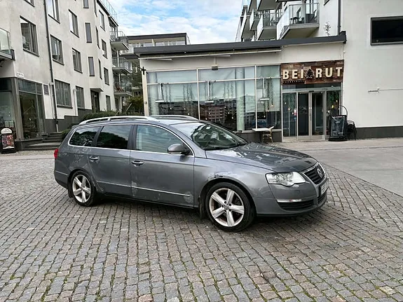 Volkswagen Passat 2009 photo 4