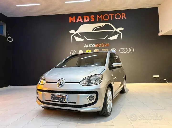 Volkswagen Up 2014 photo 2