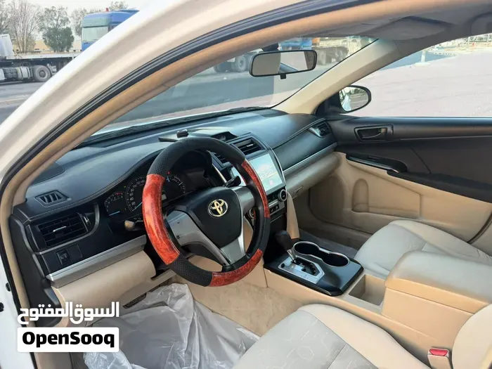 Toyota Camry 2013 photo 2