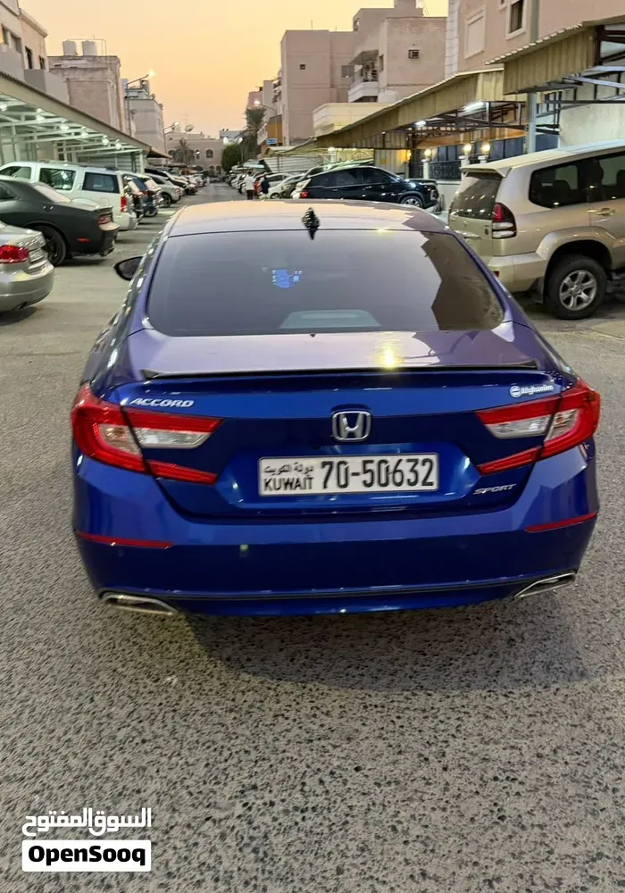 Honda Accord 2022 photo 4