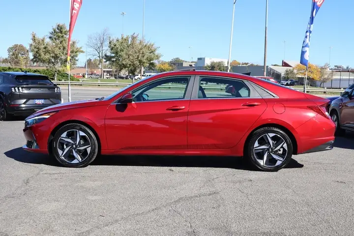 Hyundai Elantra 2023 photo 4