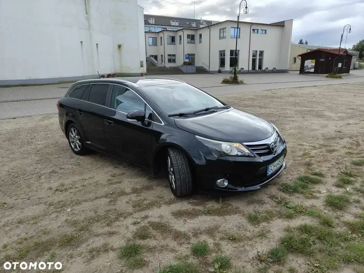 Toyota Avensis 2012 photo 4