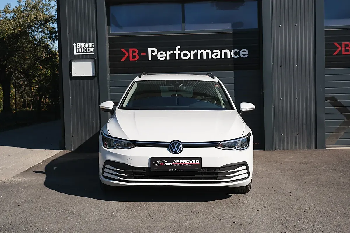 Volkswagen Golf 2021 photo 2