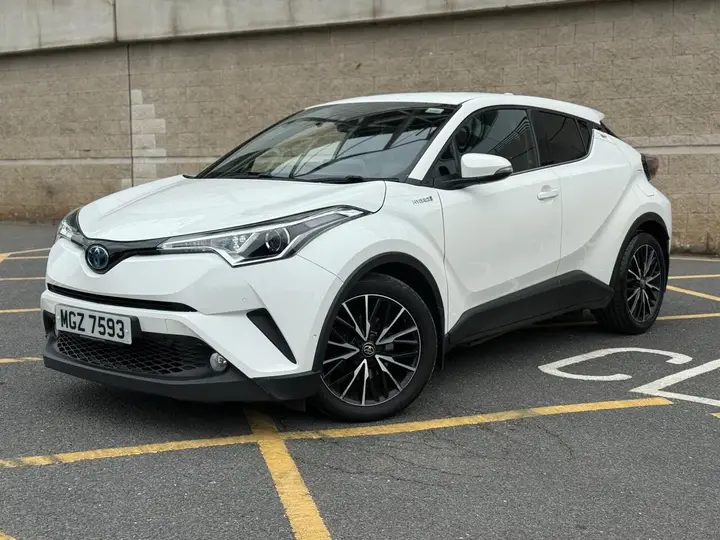 Toyota C-Hr 2019 photo 3