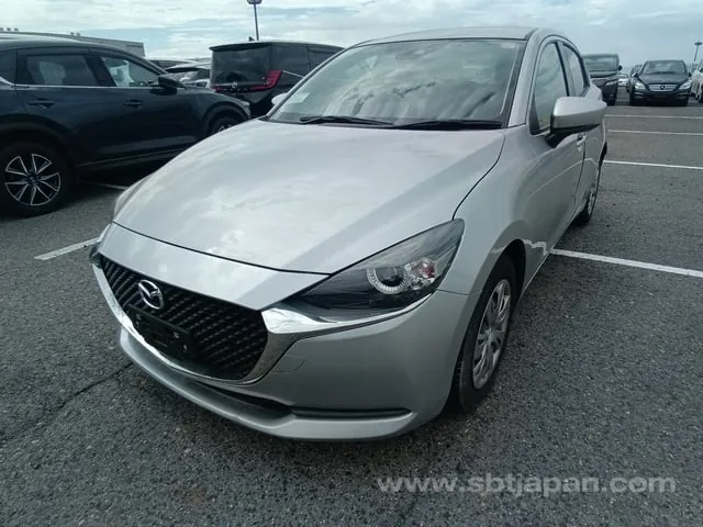 Mazda Mazda2 15C 2022 photo 2