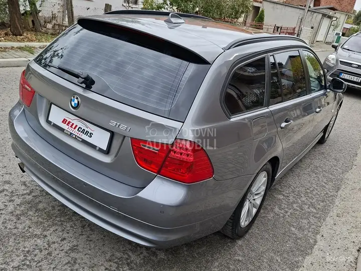 BMW 318 2010 photo 5