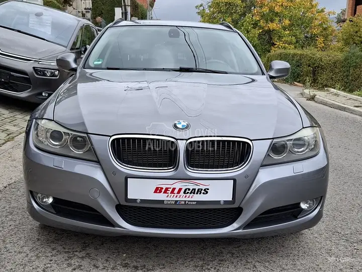 BMW 318 2010 photo 2
