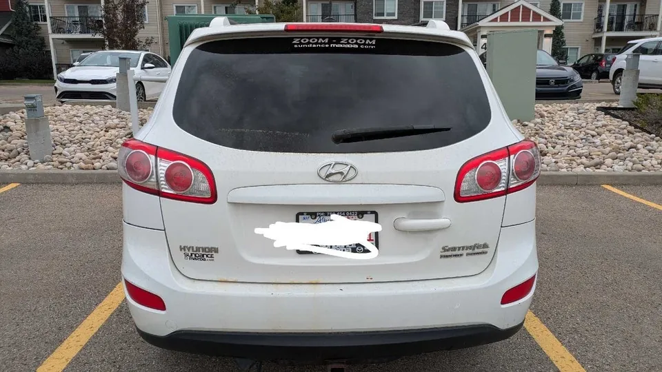 Hyundai Santa Fe 2010 photo 3