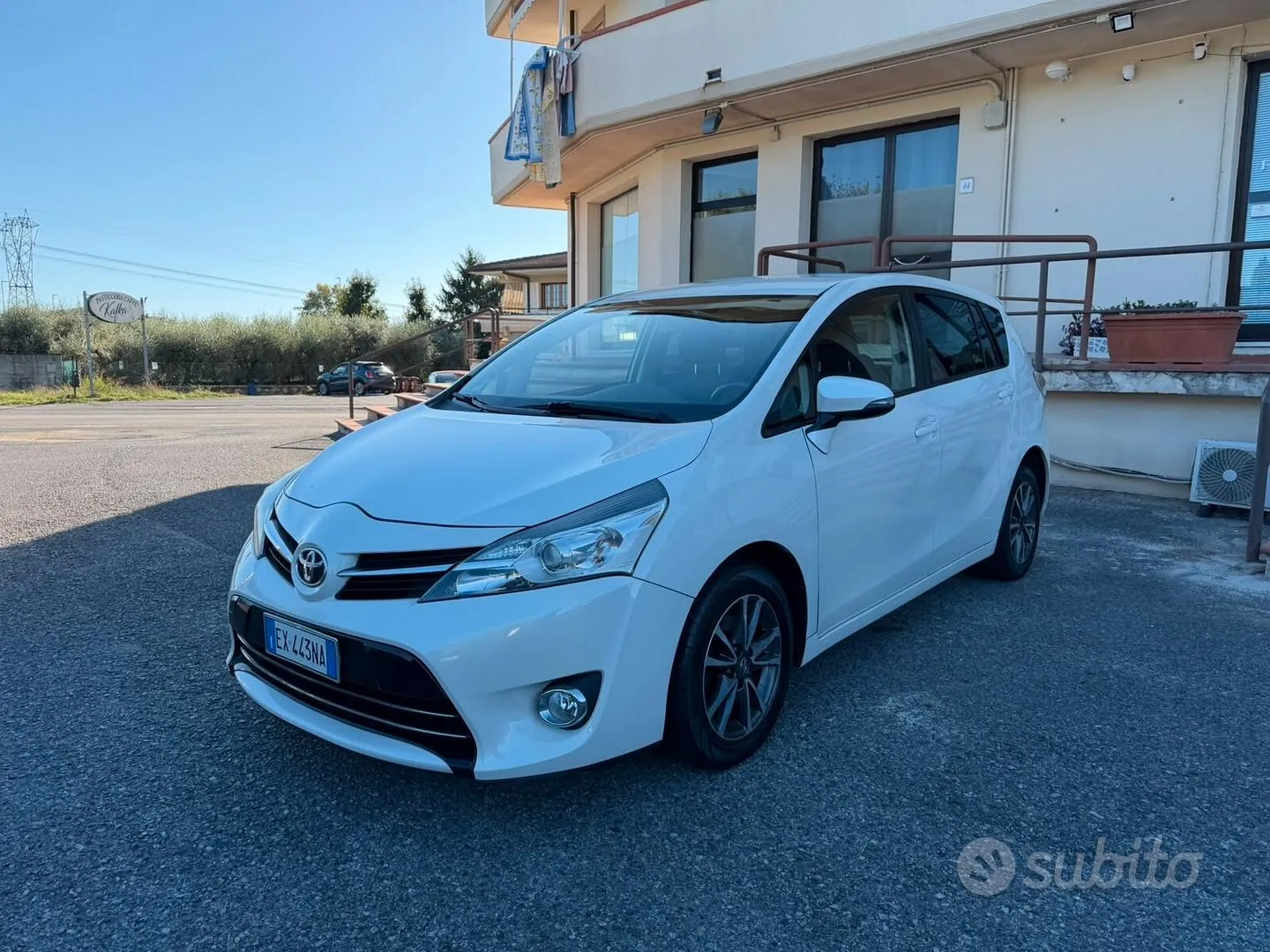 Toyota Verso 2014 photo 3