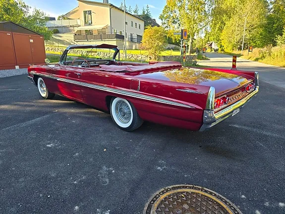 Pontiac Bonneville 1961 photo 5