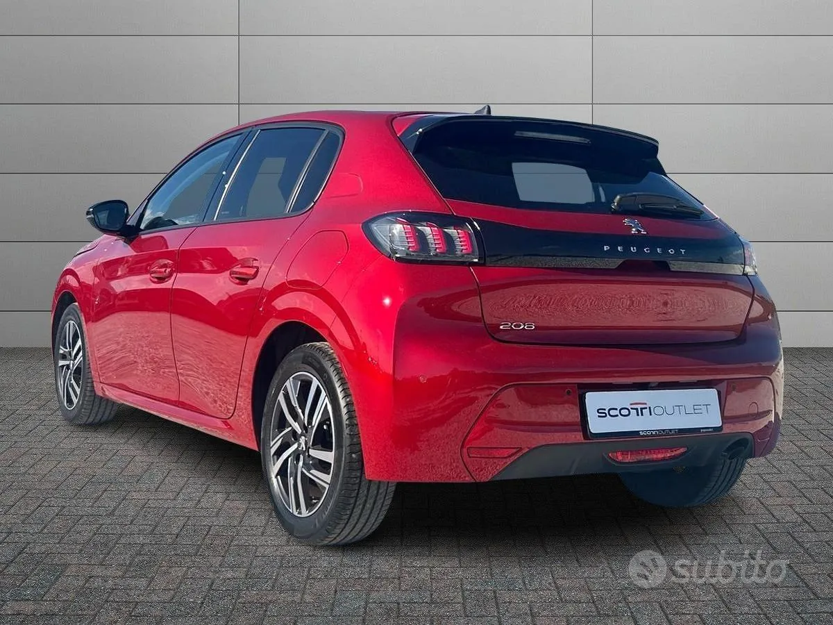 Peugeot 208 2022 photo 4