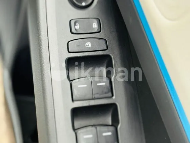 Honda Vezel 2025 photo 4
