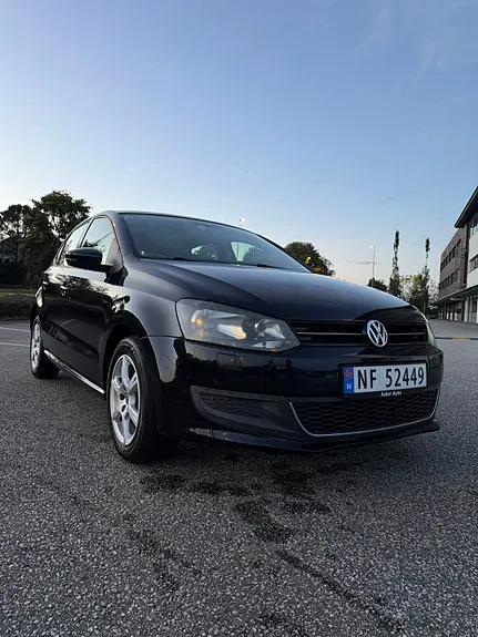 Volkswagen Polo 2012 photo 2