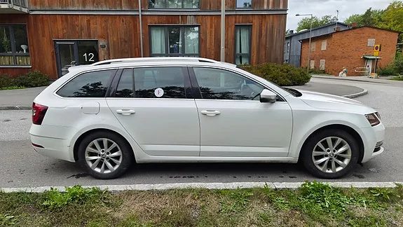 Skoda Octavia 2020 photo 3