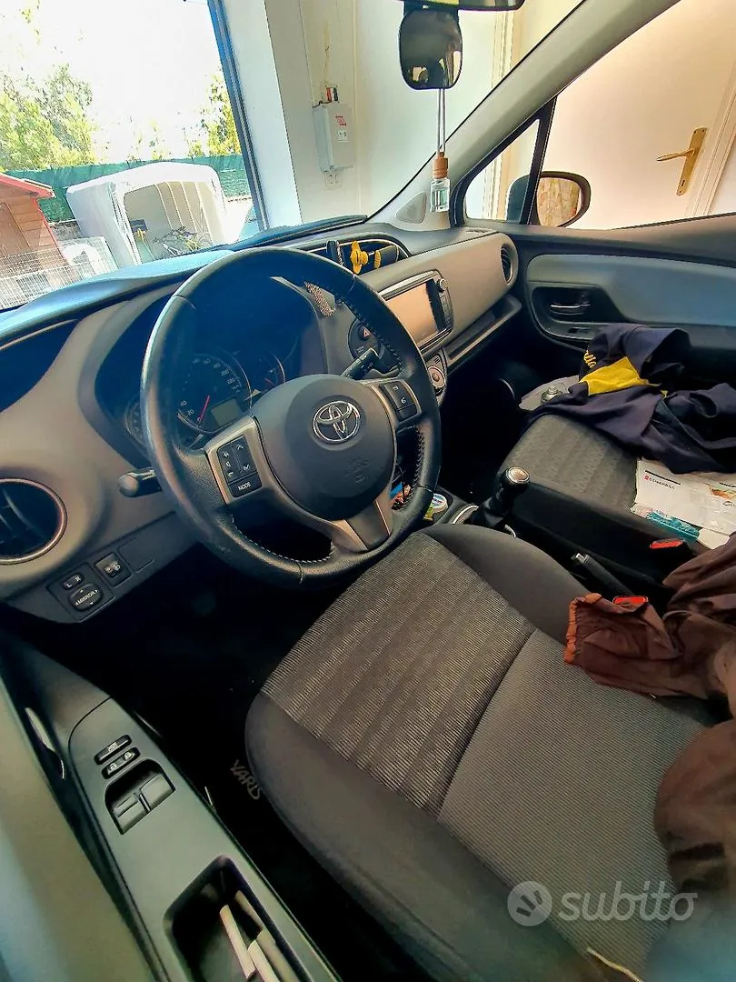 Toyota Yaris 2016 photo 4
