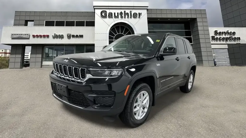 Jeep Grand Cherokee 2026 photo 2