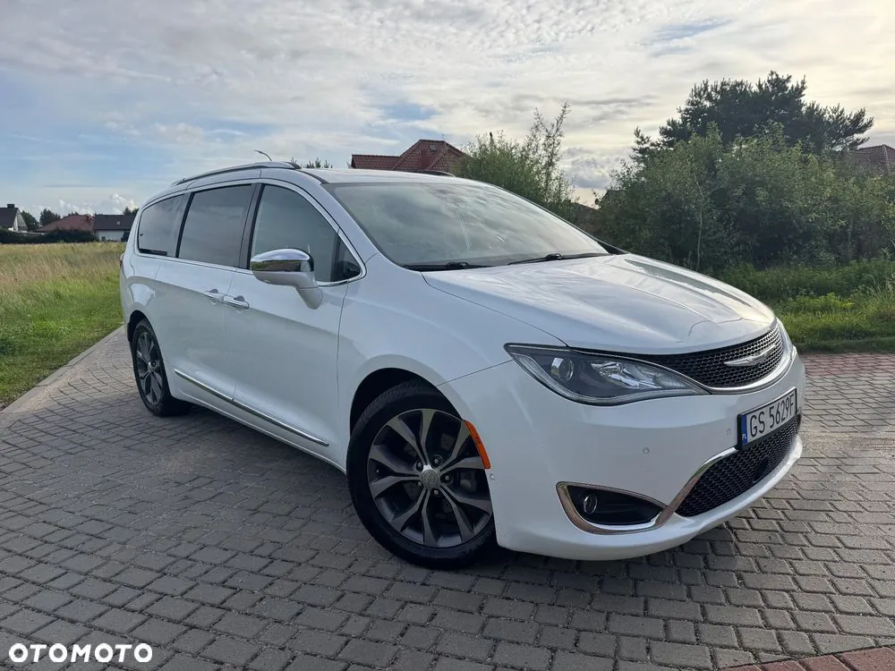 Chrysler Pacifica