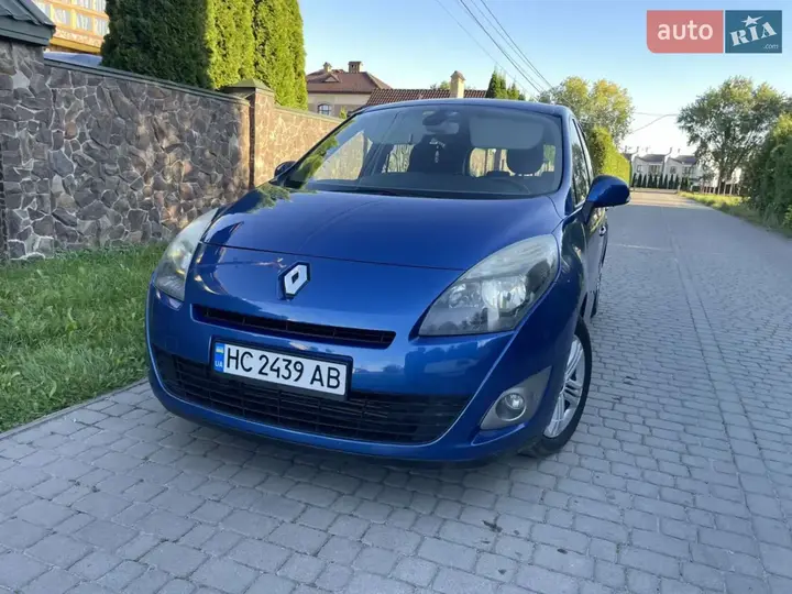 Renault Grand Scenic 2011 photo 3