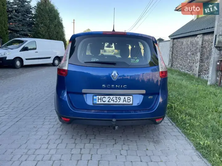 Renault Grand Scenic 2011 photo 4
