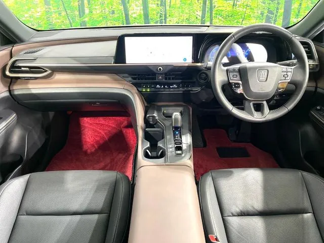 Toyota Crown Crossover 2023 photo 2