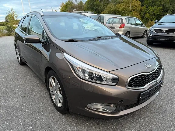 Kia Ceed 2014 photo 4