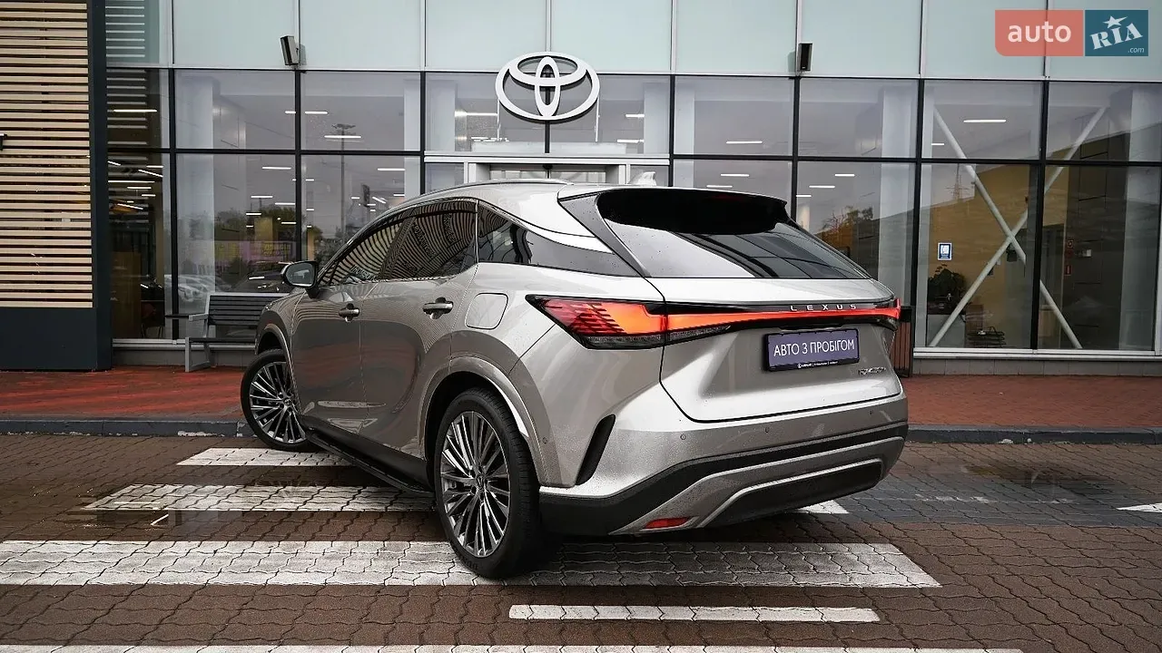 Lexus Rx 2025 photo 2