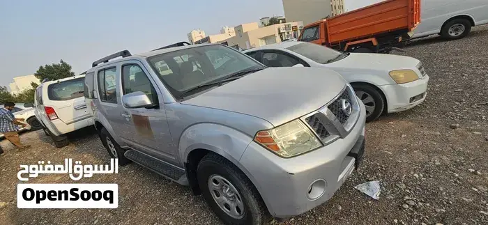 Nissan Pathfinder 2010 photo 3